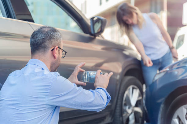 Professional Full Coverage Car Insurance technician working in Lake Stickney, WA